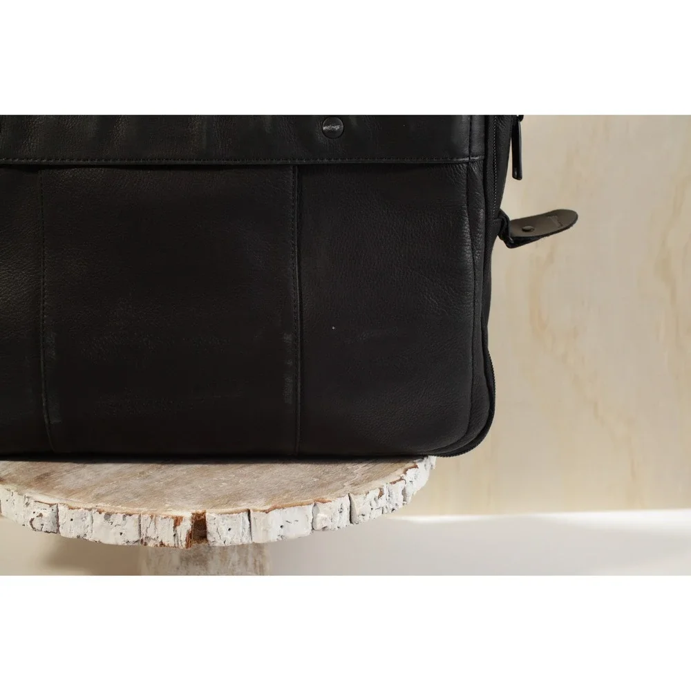 Travelpro Business Collection VIP Black Leather Briefcase Laptop Bag New